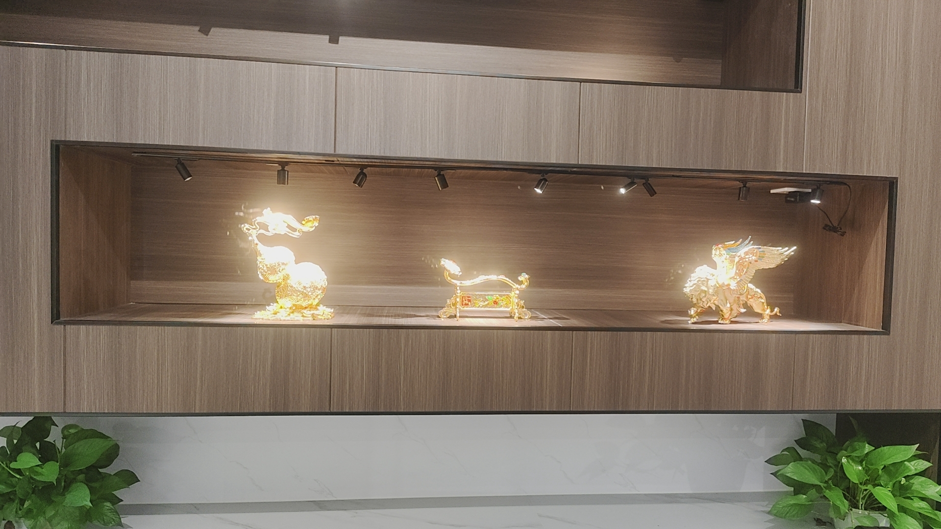 Has Soft Stone Introduced an Innovative Corrugated Plate Product?